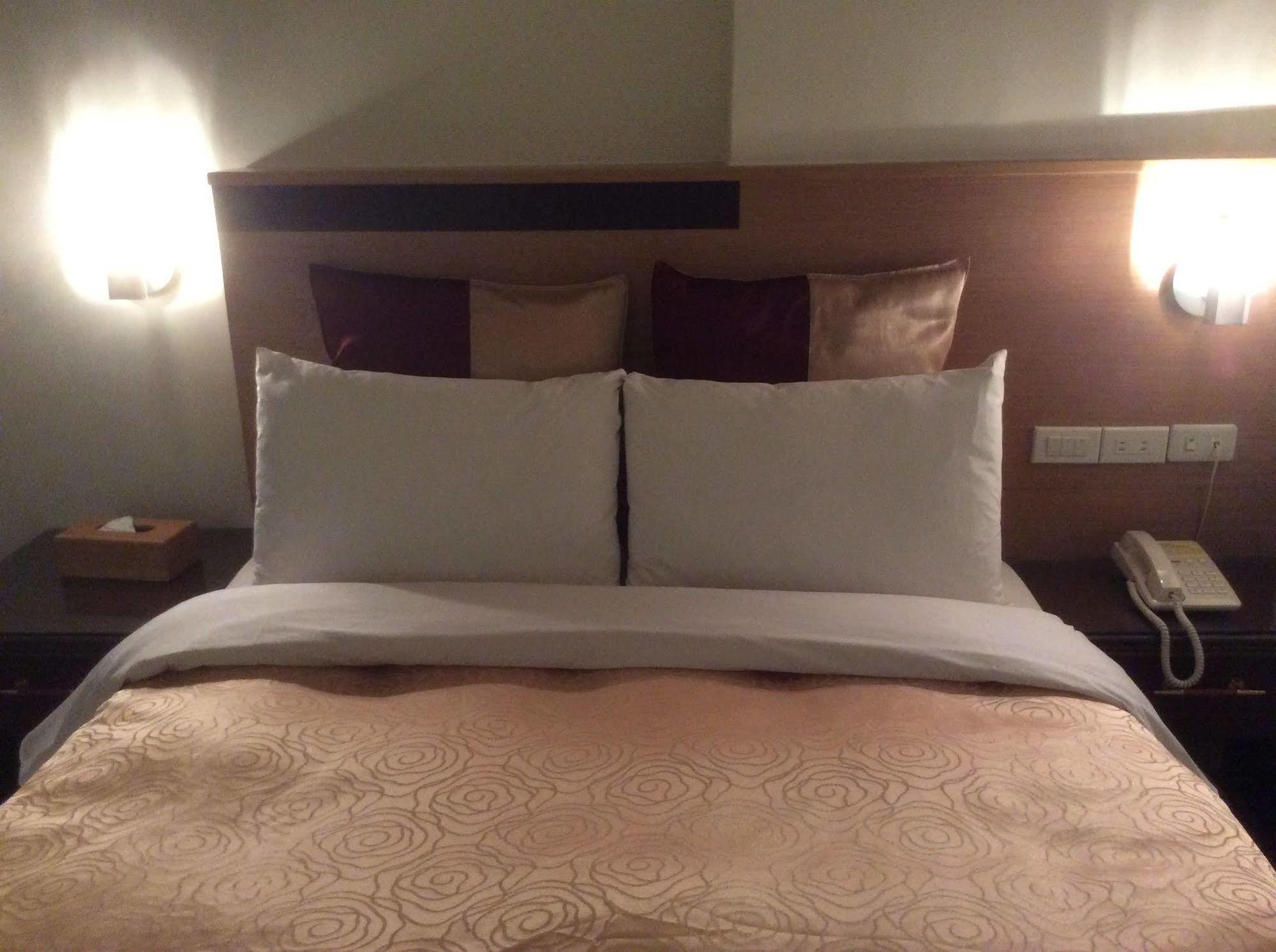 紫園旅社purple Garden Hotel Taipei Esterno foto